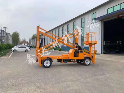 10米液壓全自行式升降平臺發(fā)貨威海文登